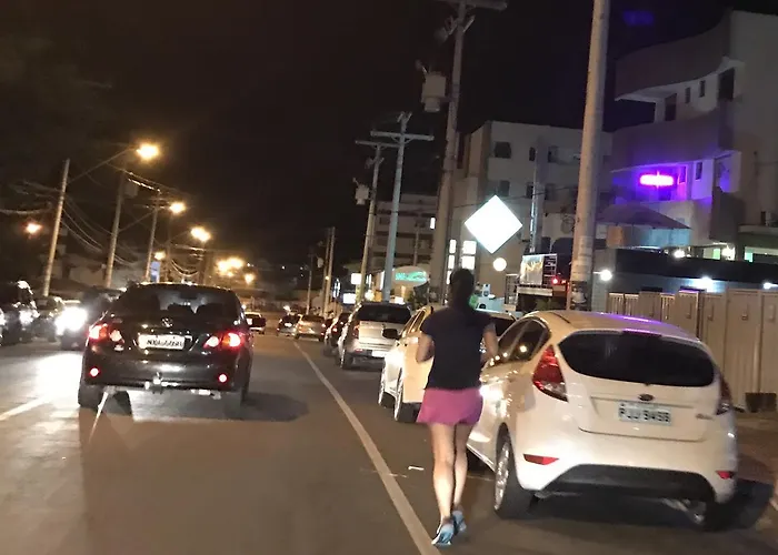 Apto INTEIRO em Vilas do Atlântico, a 50m da praia Lauro de Freitas