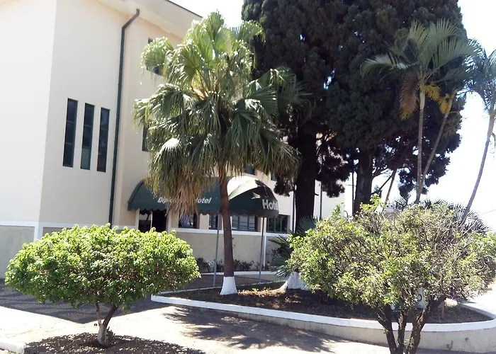 Diplomata Hotel