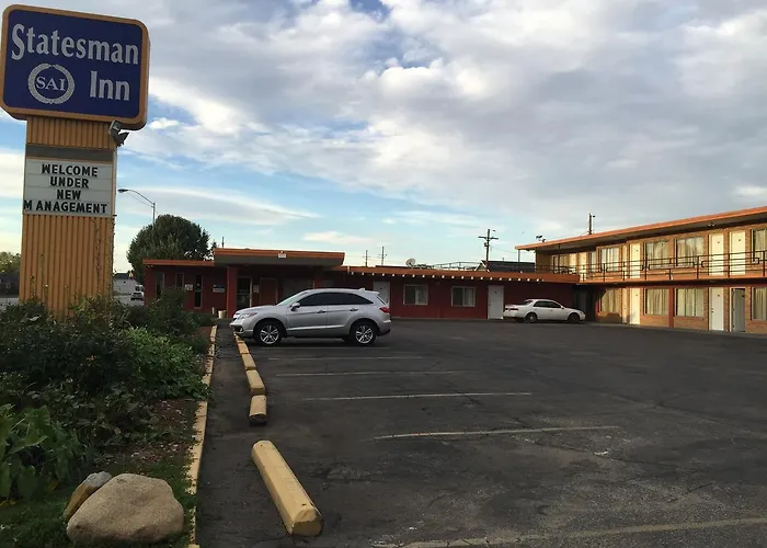 Statesman Inn Terre Haute
