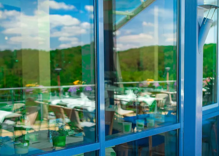 Stausee-Hotel
