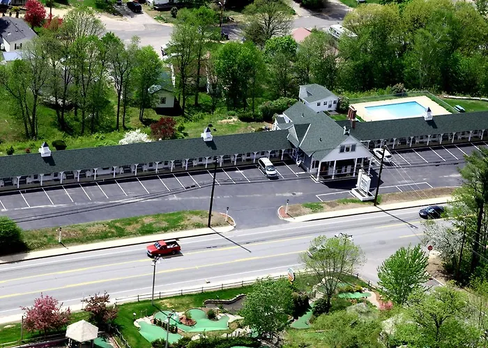School House Inn North Conway