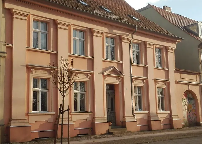 Bed&Breakfast Wagner im Alten Pfarrhaus Neuruppin