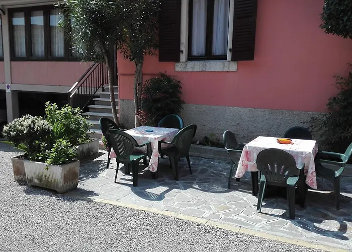 Albergo Giardino Toscolano-Maderno