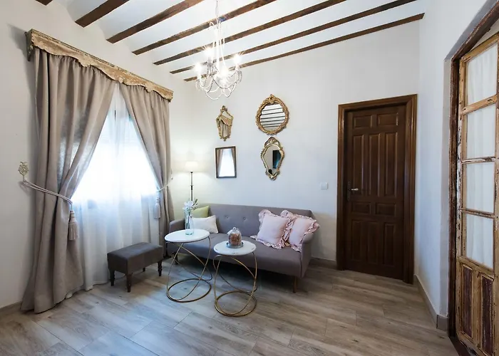 Hotel La Casa de la Vieja Belmonte 