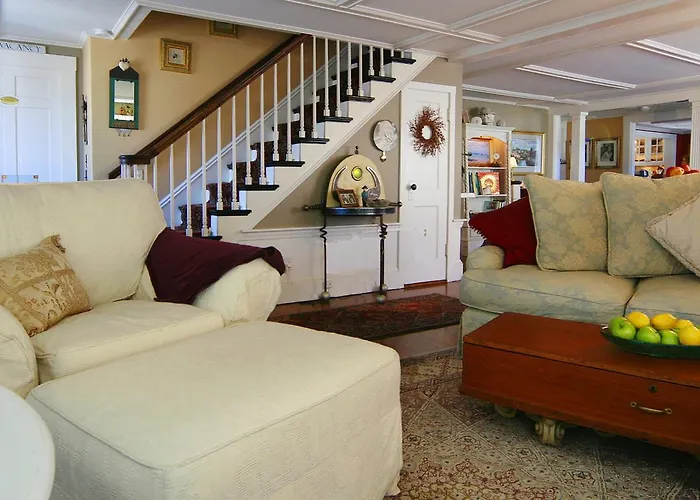 Beach & King Street Inn Rockport
