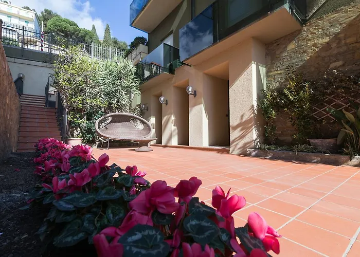 Residence Sole Mare Alaxi Hotels Alassio