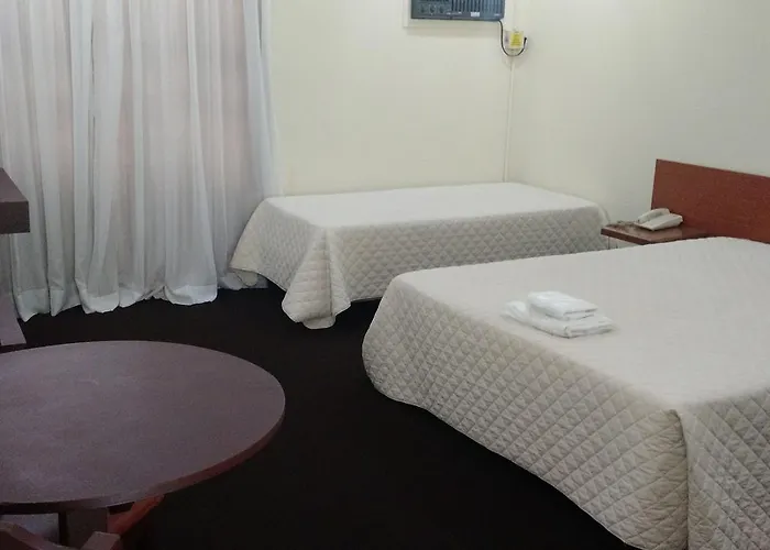 Hotel Lago Azul Louveira