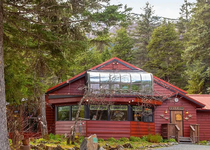 Brighton Condo #208 Girdwood