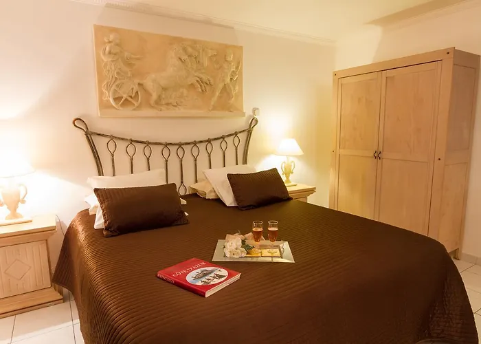 Bed and Breakfast Atrium Augusta à Fréjus