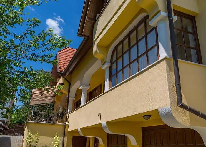 Arina Villa