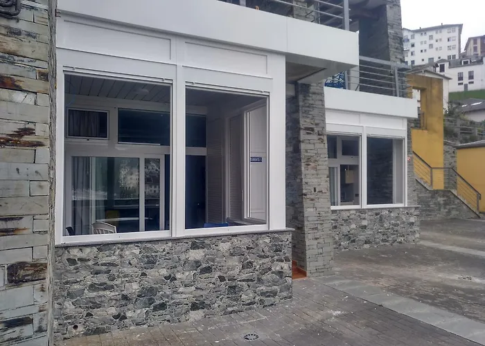 Apartamentos Turisticos Vistademar Luarca