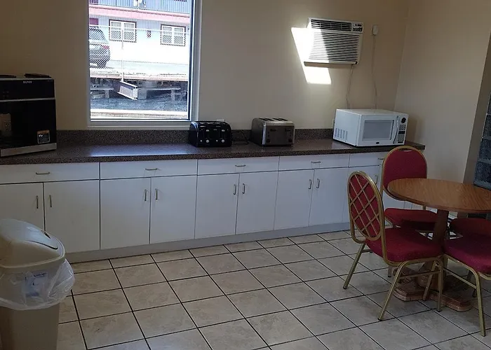 Rest Inn Utica
