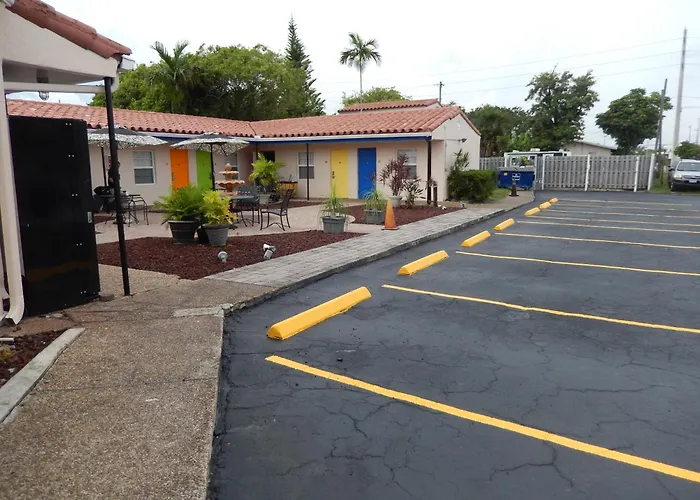 Haven Hotel - Fort Lauderdale Airport&Cruise Port