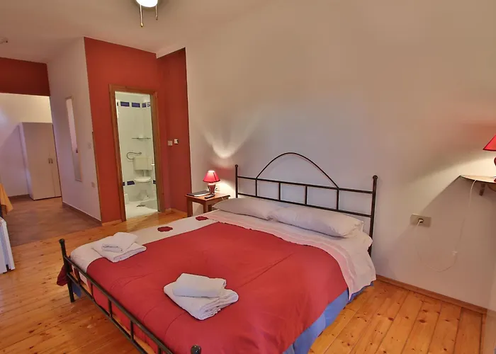 Rooms And Apartment Feral Rovinj