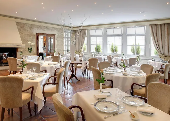 Hotel Restaurant Le Dauphin et Le Spa du Prieuré Caen