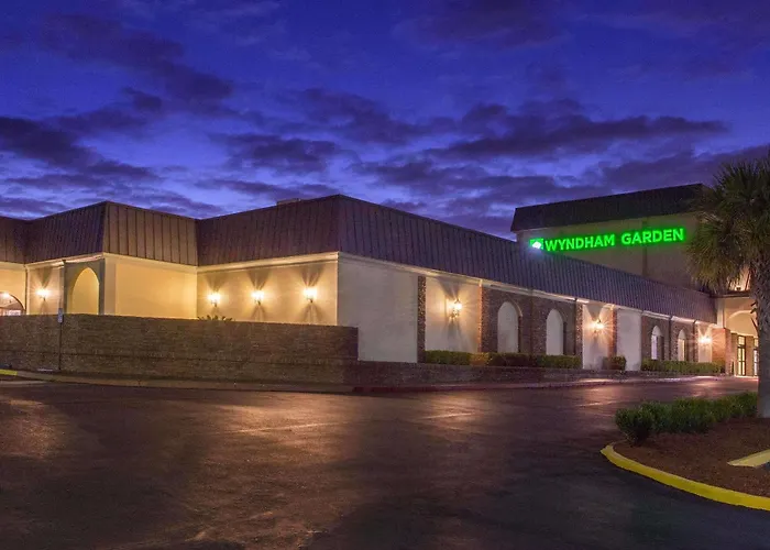 Wyndham Garden Lafayette Hotel