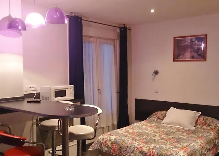 Hôtel Moderne Saint-Denis 