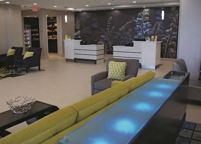 La Quinta By Wyndham Odessa North - Sienna Tower Hotel