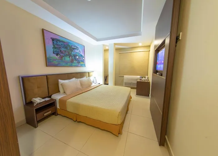 Frankie'S Foods And Rooms Accra