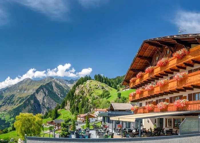 Hotel Kronhof Moso In Passiria