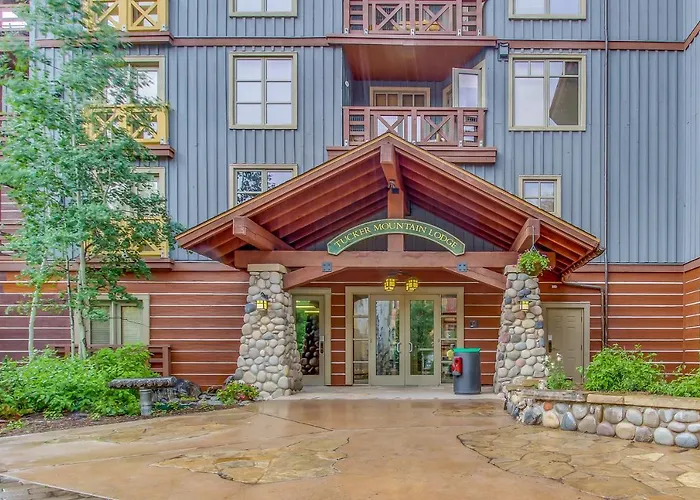 Tucker Mountain Lodge 321