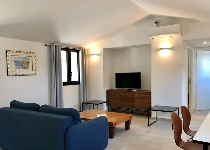 Les Appartements du Port Bonifacio 