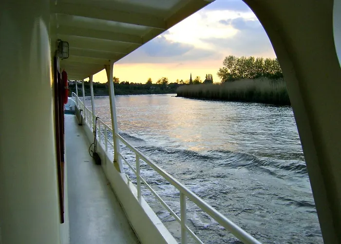 Hotelboat Quo Vadis Groningen