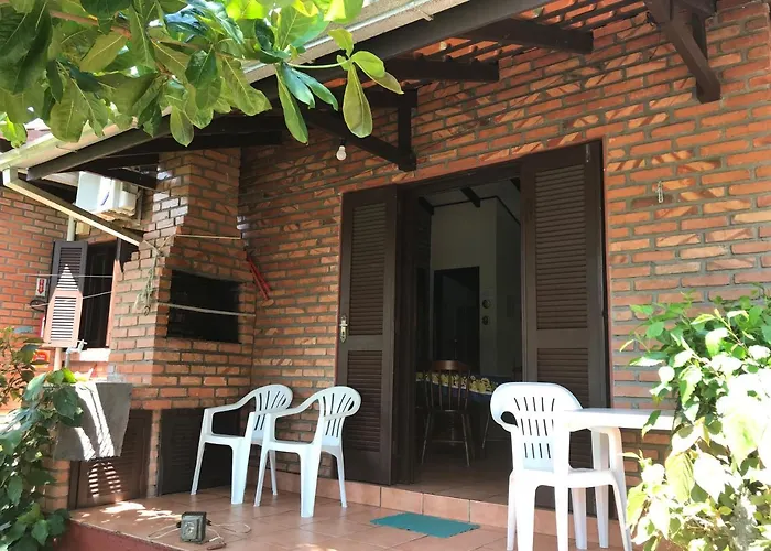 Pousada E Residencial Canto Verde...A Uma Quadra Da Melhor Praia... Bombinhas
