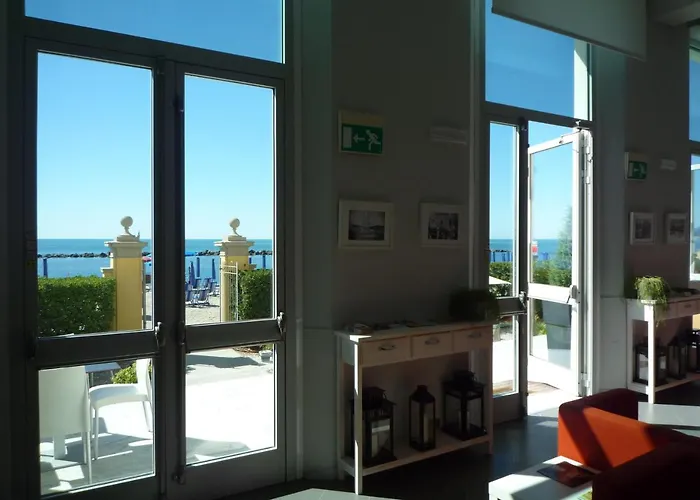 Hotel Casa F.A.C.I Marina di Massa