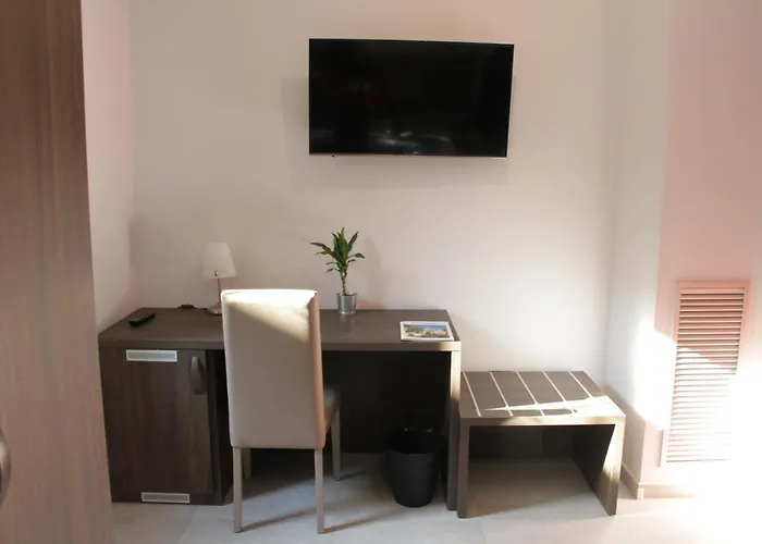 EasyRoom Frosinone - Casello Autostradale