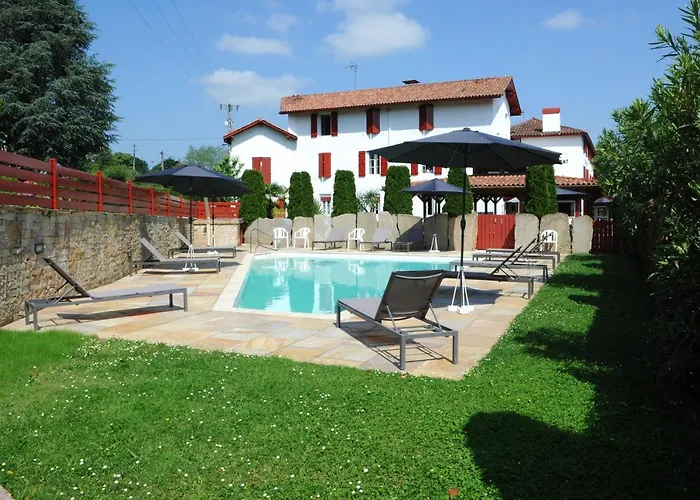 Hotel Restaurant Txistulari Itxassou