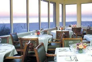 Colony Beach & Tennis Resort