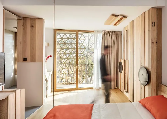 Hotel Somiatruites Igualada
