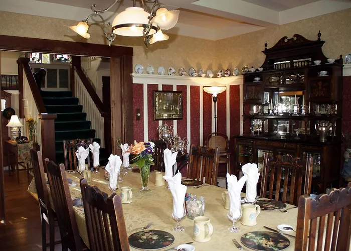The Jabberwock Bed & Breakfast Monterey