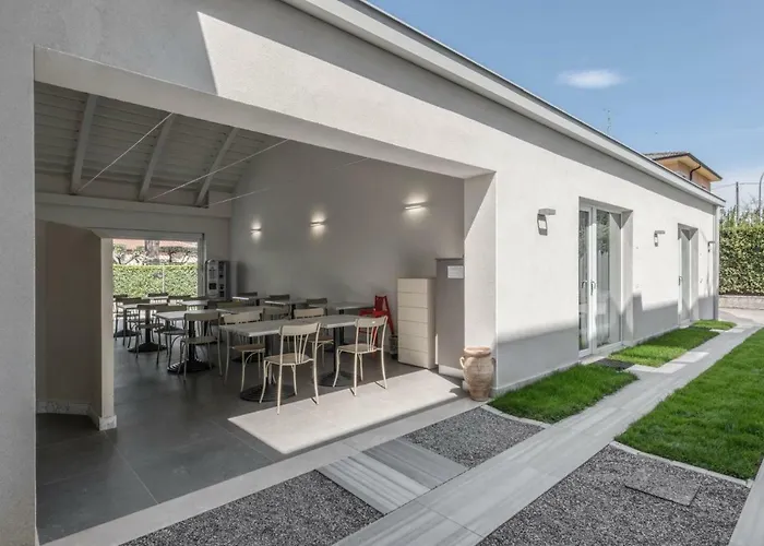 Garda Guest House