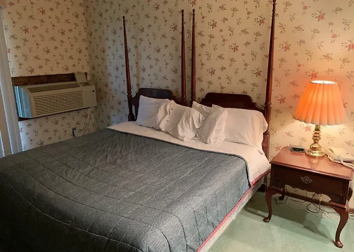 The Lodge Resort Hotel