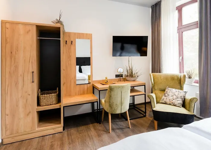 360 Grad Hotel & Bar Leer 