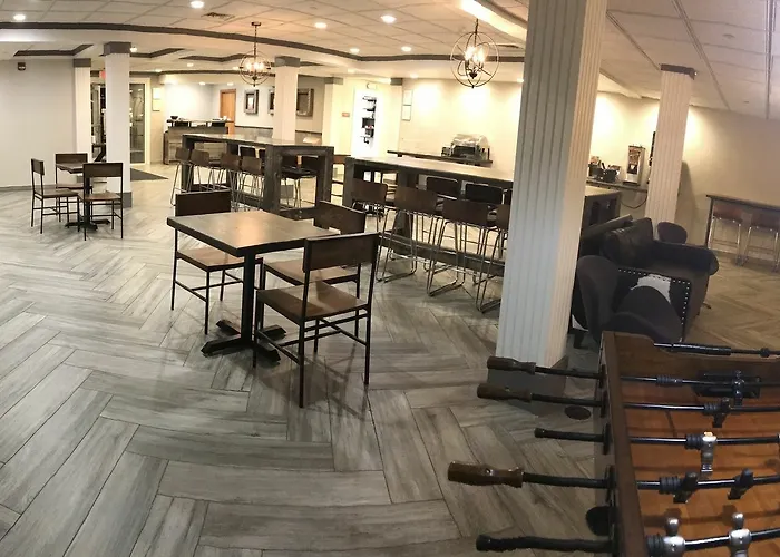 Cresthill Suites Suny University Albany