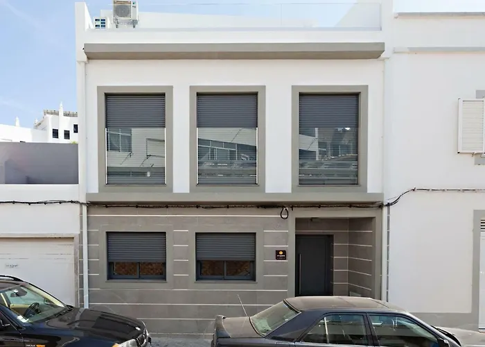 Faro Clara Suites