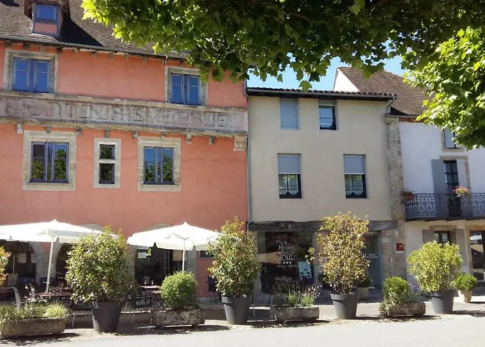 Hotel Le Relais de la Tour à Capdenac-Gare