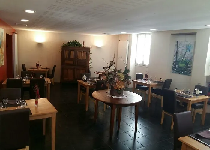 Hotel Le Relais de la Tour à Capdenac-Gare