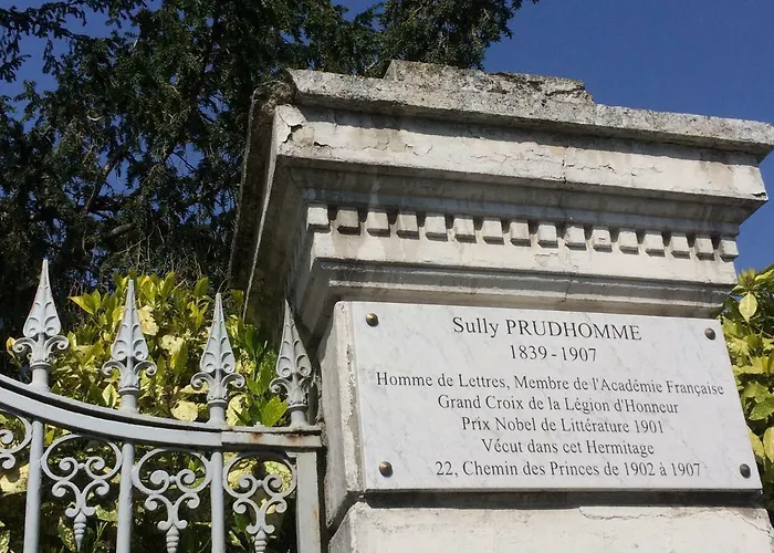 Le Clos Des Princes Châtenay