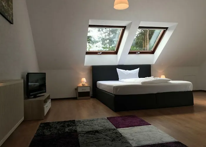 Lokal Genial Pension & Restaurant Beelitz