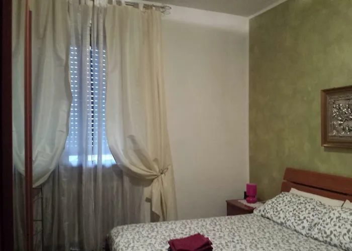 Hotel La via per Milano Vigevano