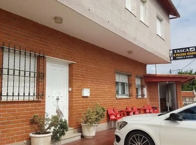 Pension Paxaro Negro Sanxenxo