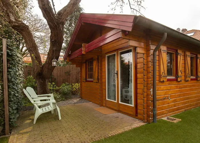 Onder De Kersenboom Bed and Breakfast Hilversum