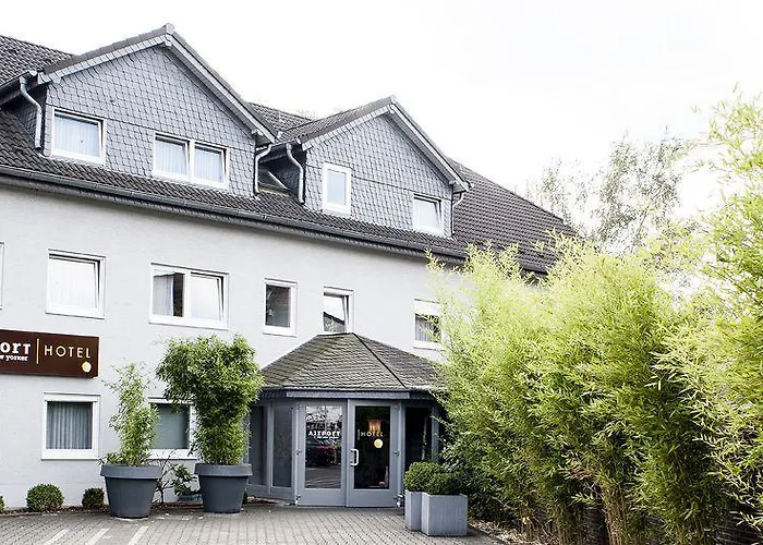 Airport Hotel By The New Yorker Köln