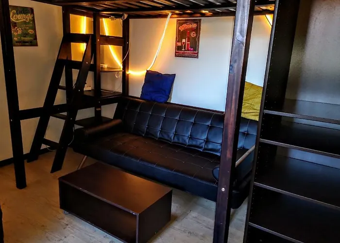 Mini Studio De 13 M2 Avec Terrasse 15 Mn Centre Nîmes