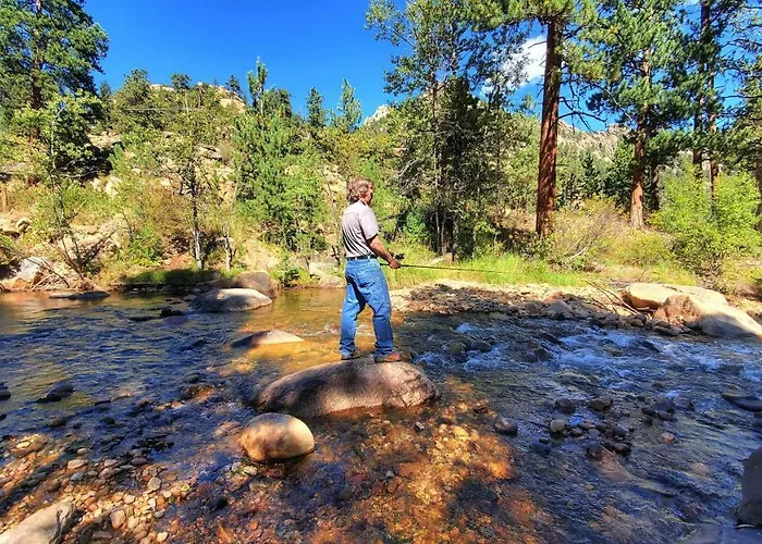 The Inn On Fall River & Fall River Cabins Estes Park