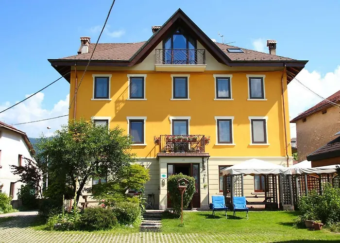 Locanda Aurora B&B